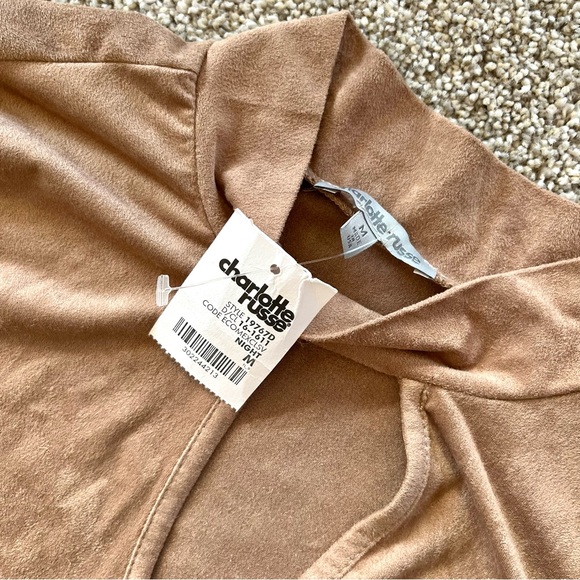 *NWT* Charlotte Russe - Junior’s Suede Crop Top (M) - Picture 2 of 2